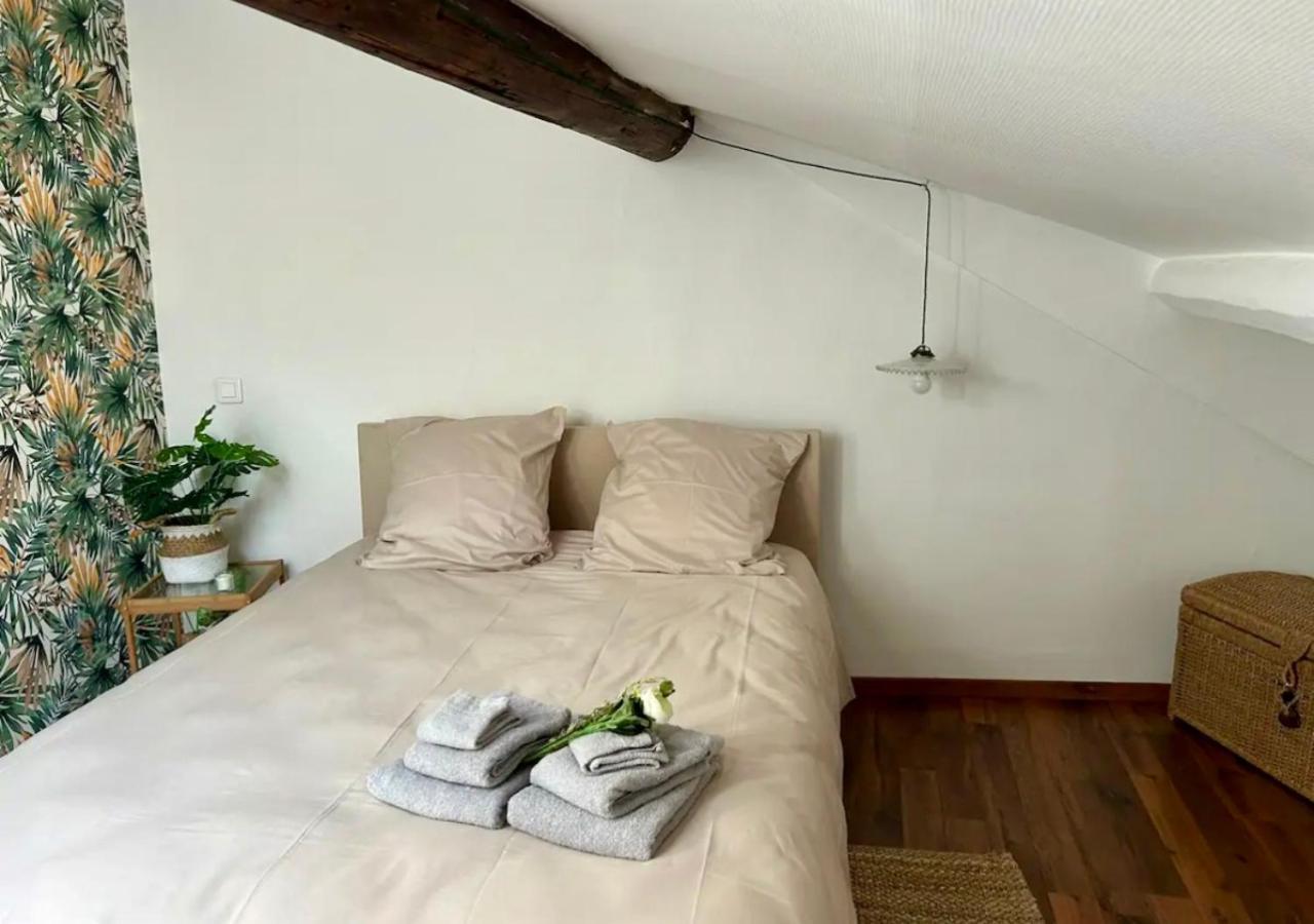 Апартаменты Le Fleuri - Reims - Wifi Gratuit - Quartier Calme Экстерьер фото
